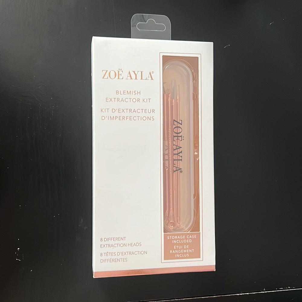 Zoe Ayla blemish extractor kit